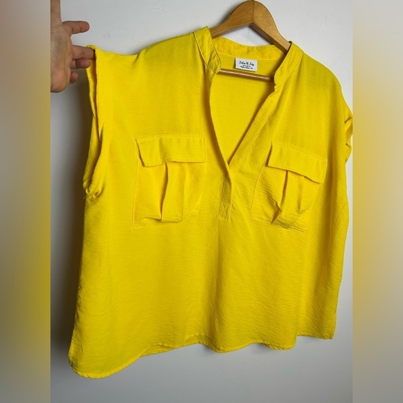 Jolie & Joy Top Blouse Women Plus Size 2X Short Sleeve V-Neck Stretch Comfort - Picture 3 of 11